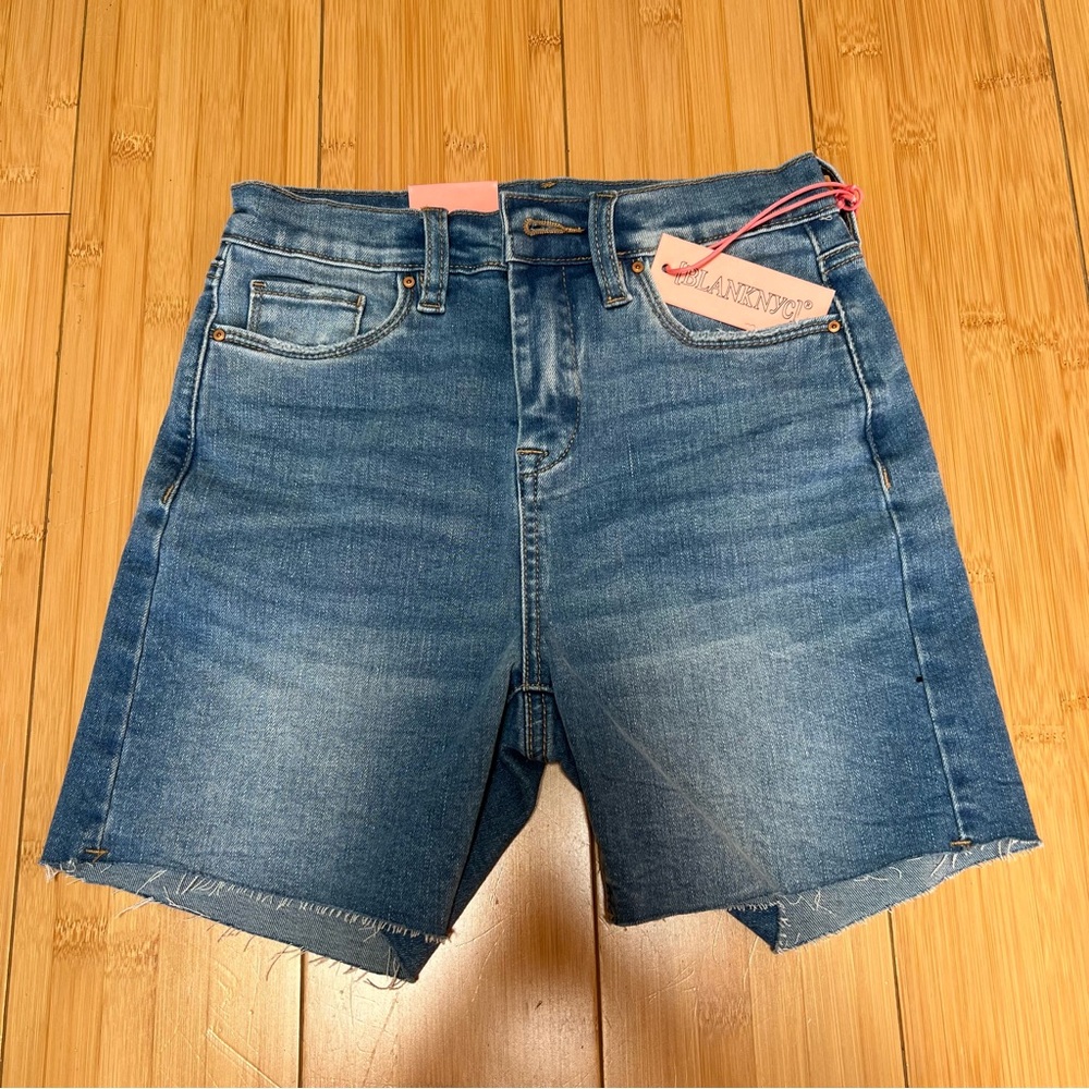 Blank NYC high-rise long jean shorts 💙 NWT